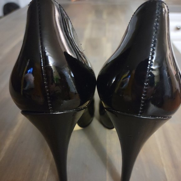 GUESS Black Heels - Picture 4 of 4